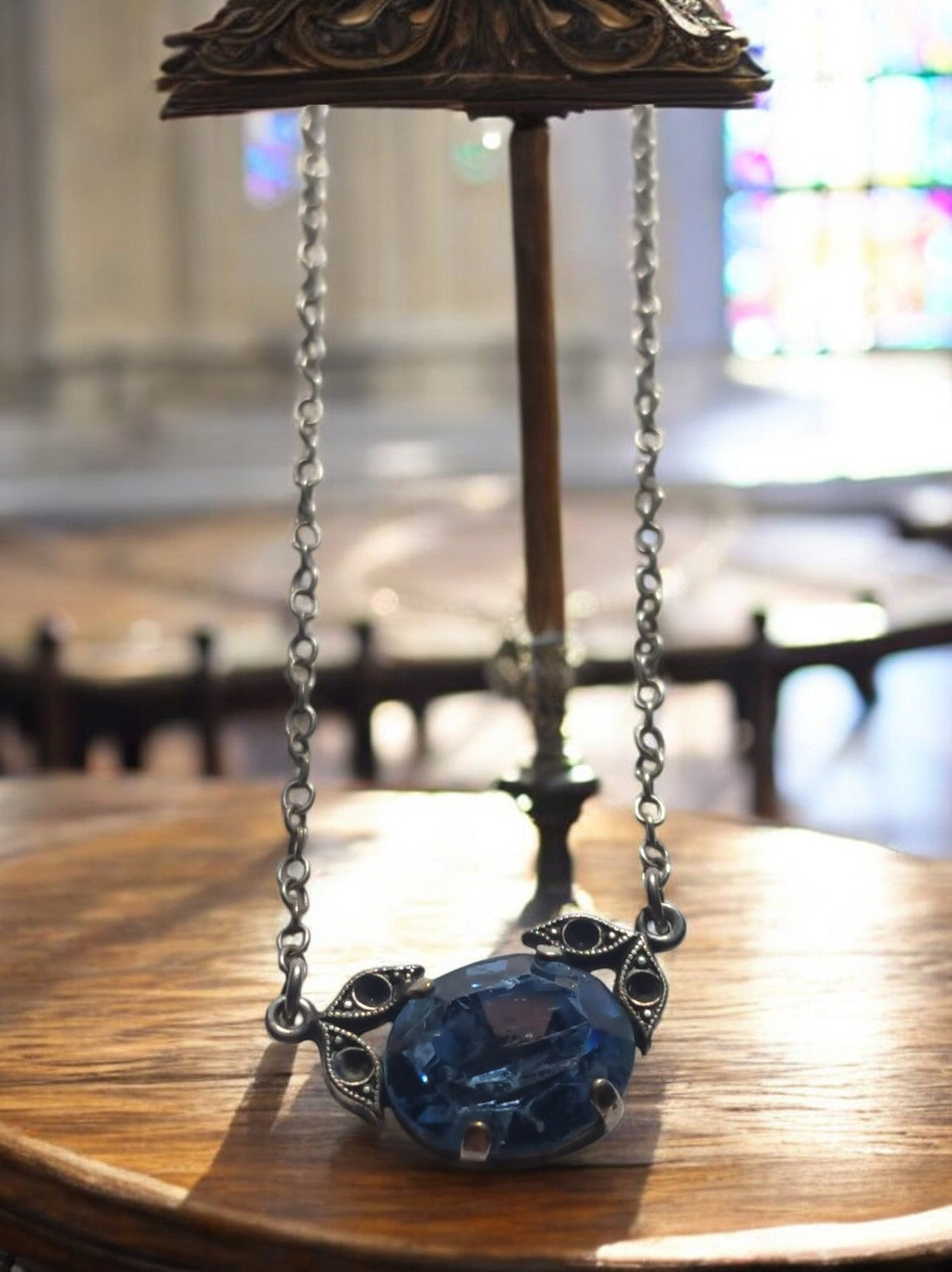 Collier pendentif vintage chaîne argentée pierre bleue style années 70 rétro
