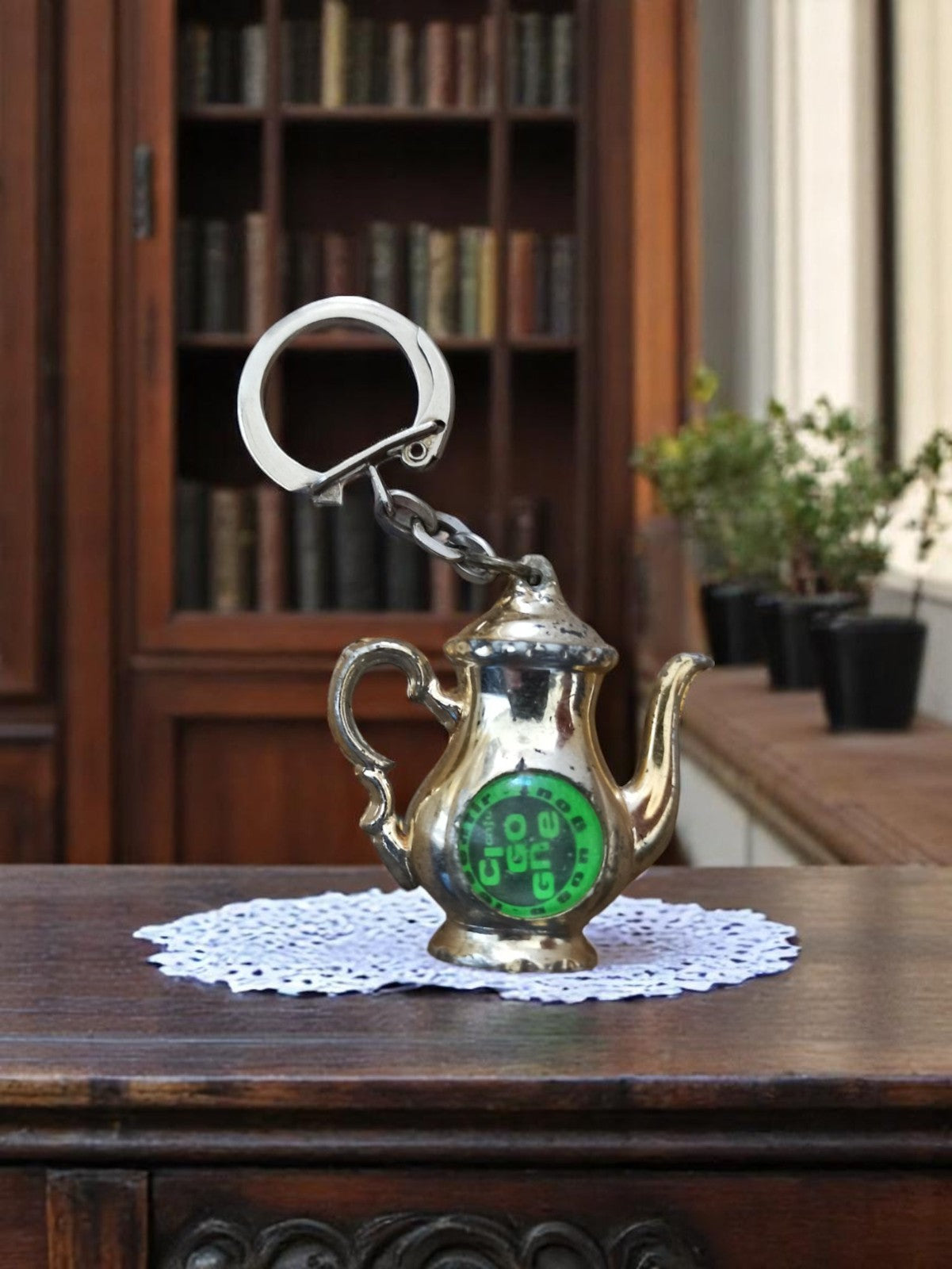 Porte-clés vintage métal théière publicitaire Go Gne rétro années 70