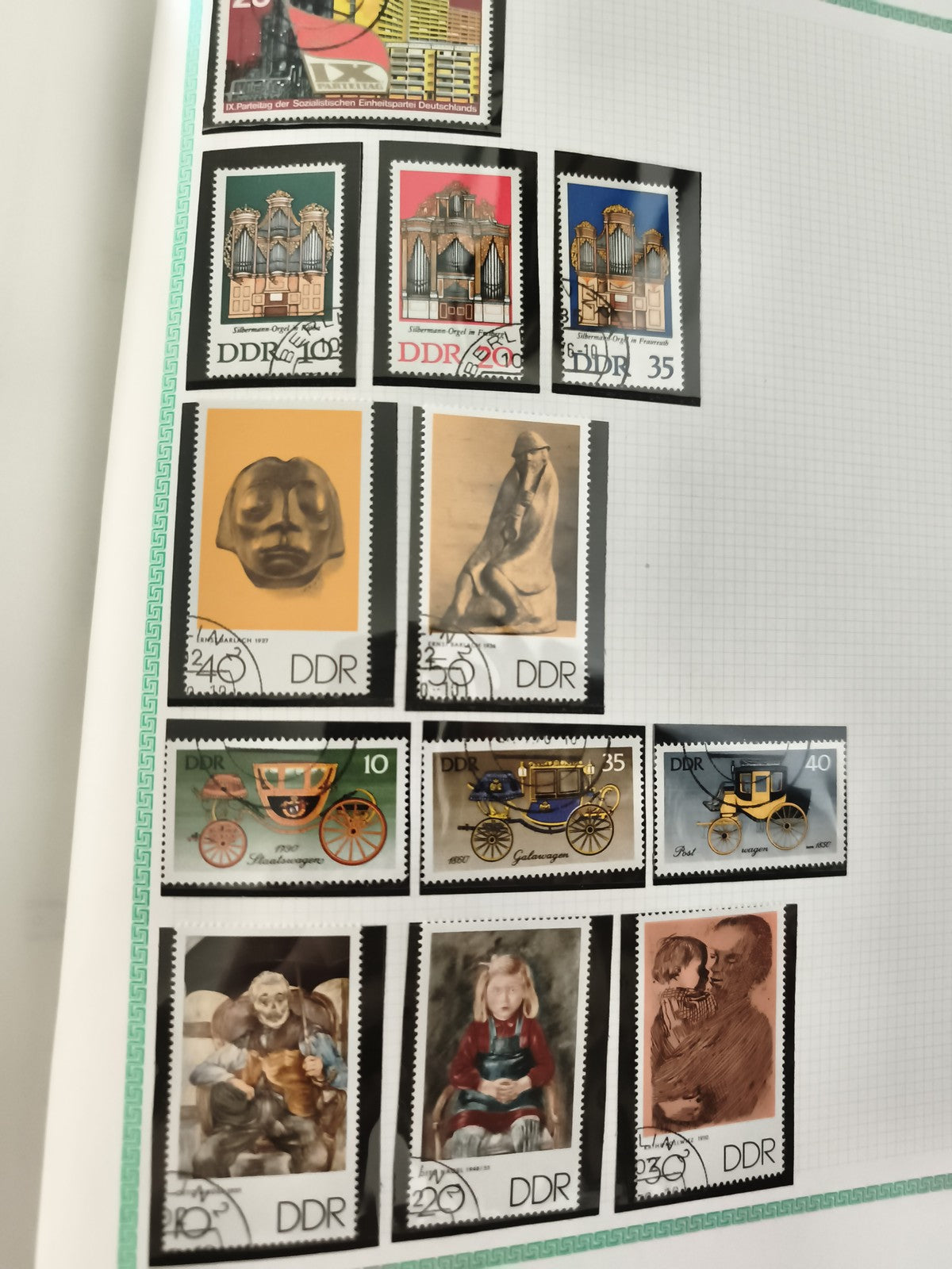 Timbres DDR Allemagne Est oblitérés thèmes arts, carrosses, orgues