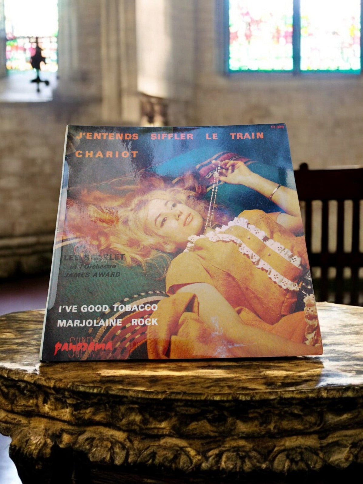 Vinyle 45 tours J'entends siffler le train Chariot vintage panorama