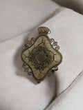 Pendentif vintage rétro motif filigrane, grand bijou fantaisie ancien