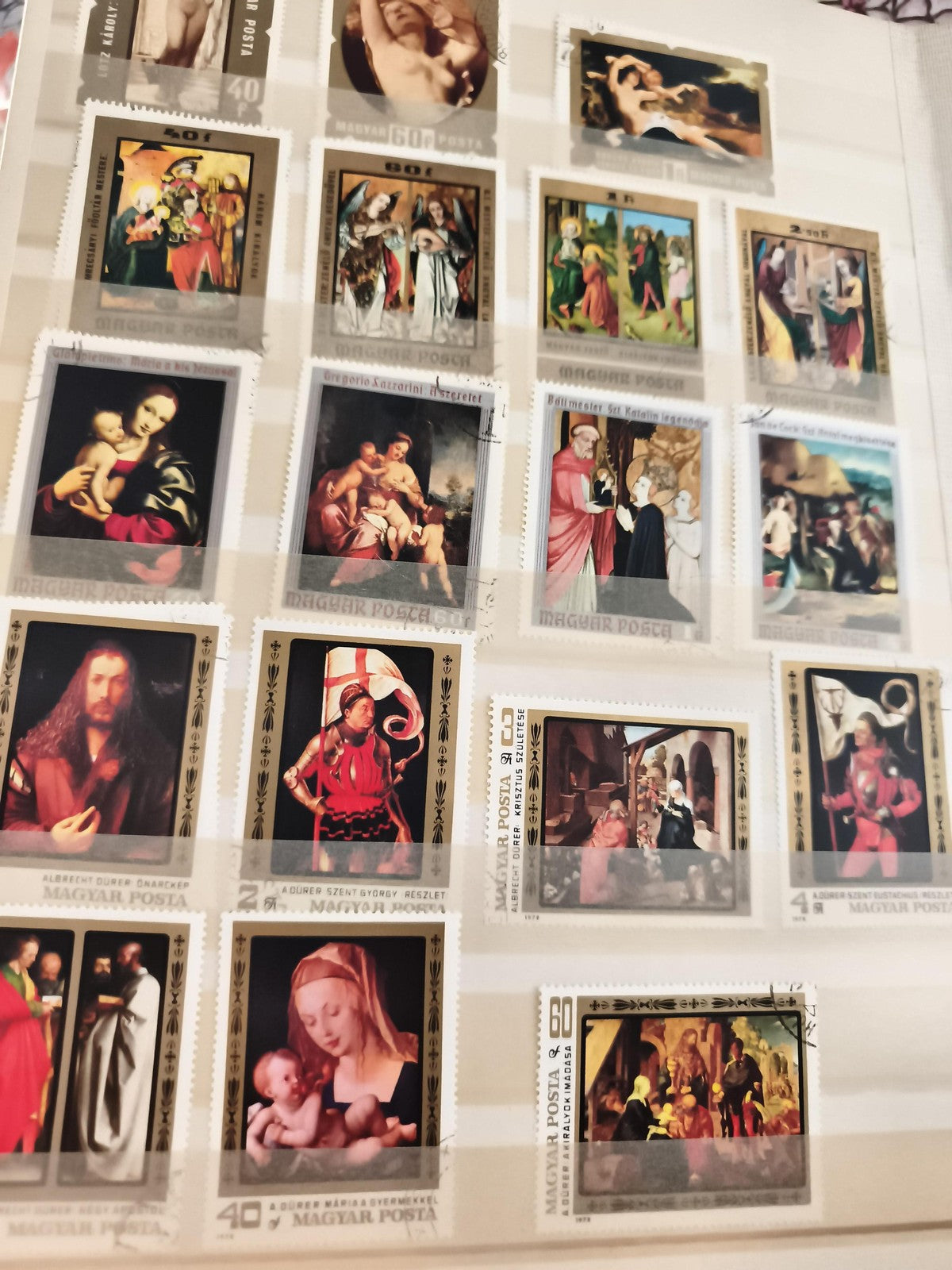 Timbres anciens Magyar Posta Hongrie art religieux peinture lot philatélie vinta