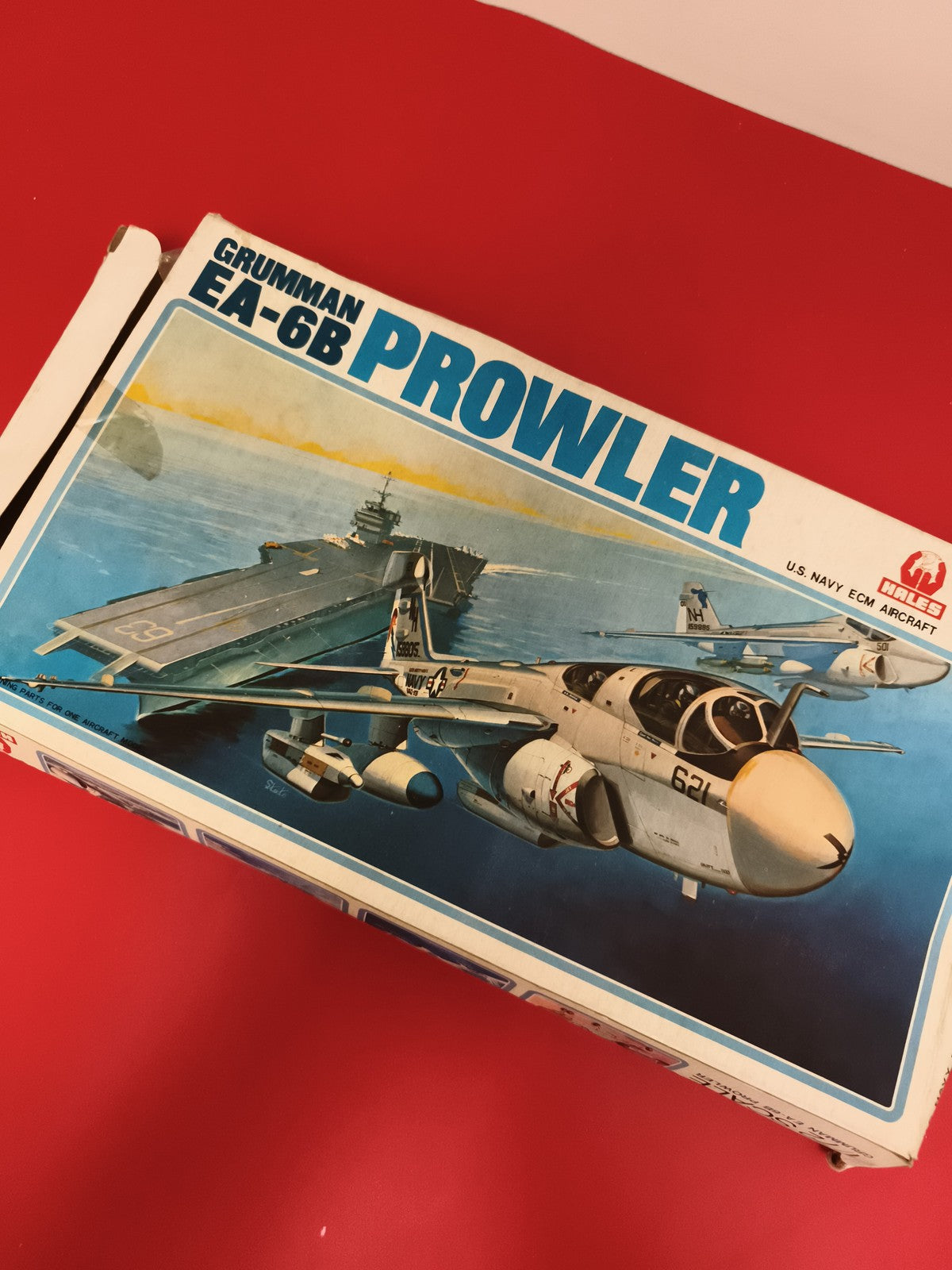 Maquette avion Grumman EA-6B Prowler Hales US Navy ECM aircraft