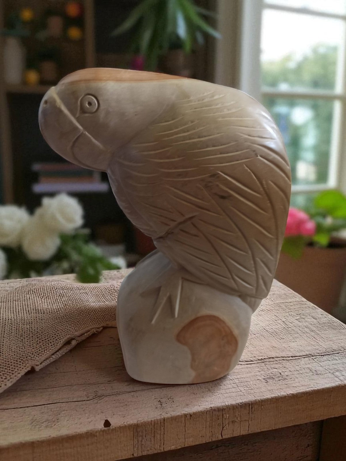 Sculpture perroquet pierre Indonésie artisanat vintage déco ethnique oiseau