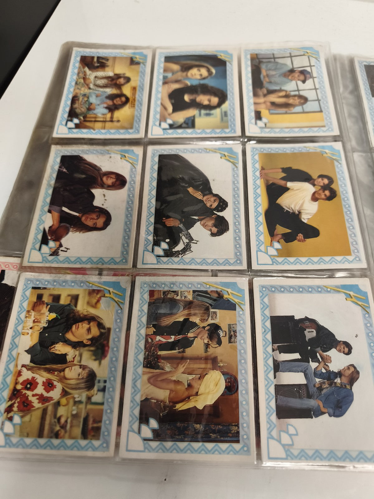 Lot vintage album Panini Hélène et les Garçons signé acteurs, collection rétro