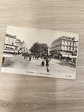 Ancienne carte postale PERIGUEUX Place Daumesnil ND Phot. vintage noir et blanc