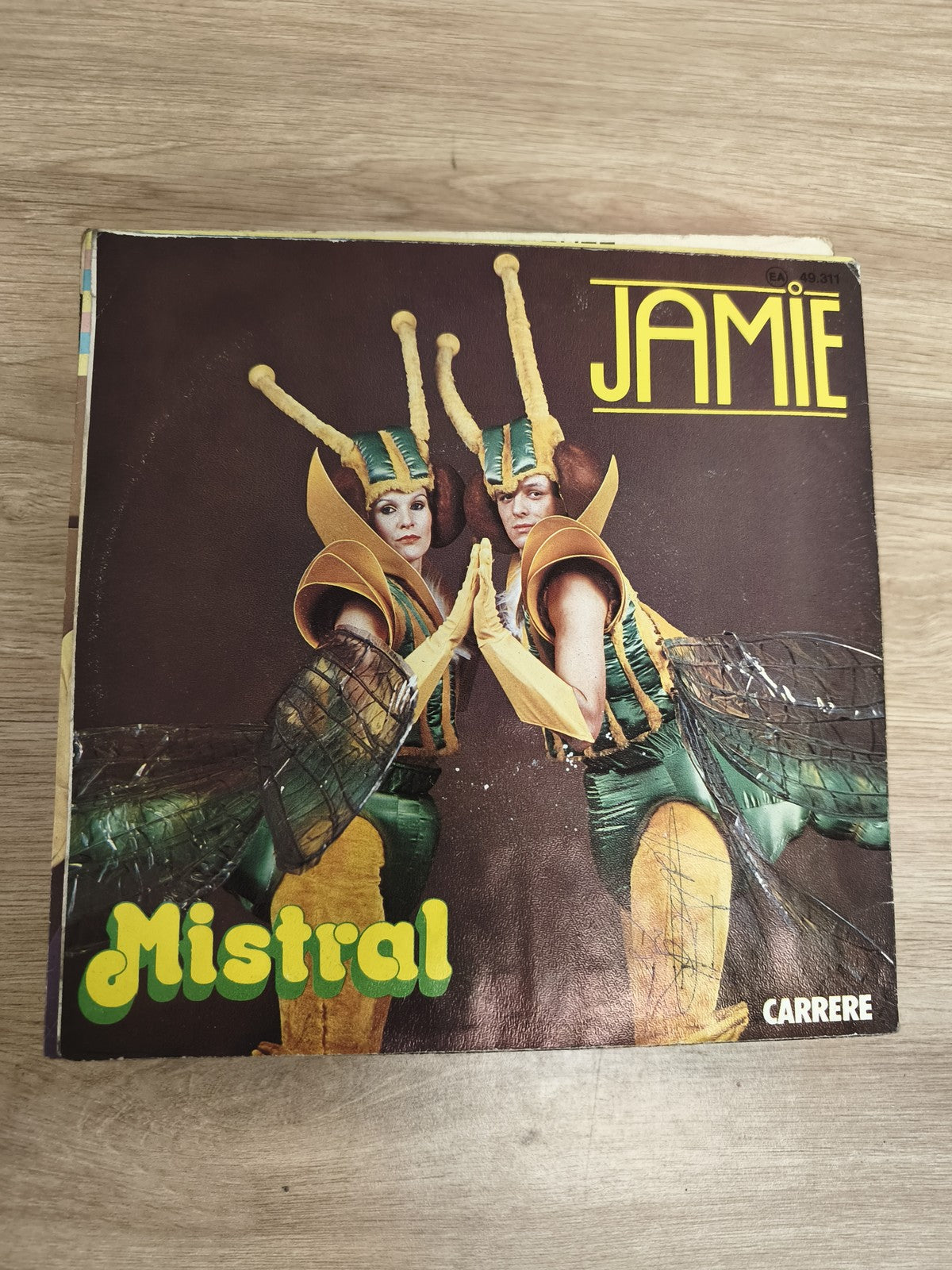 Vinyle 45 tours Jamie Mistral Carrere pochette costumes insectes