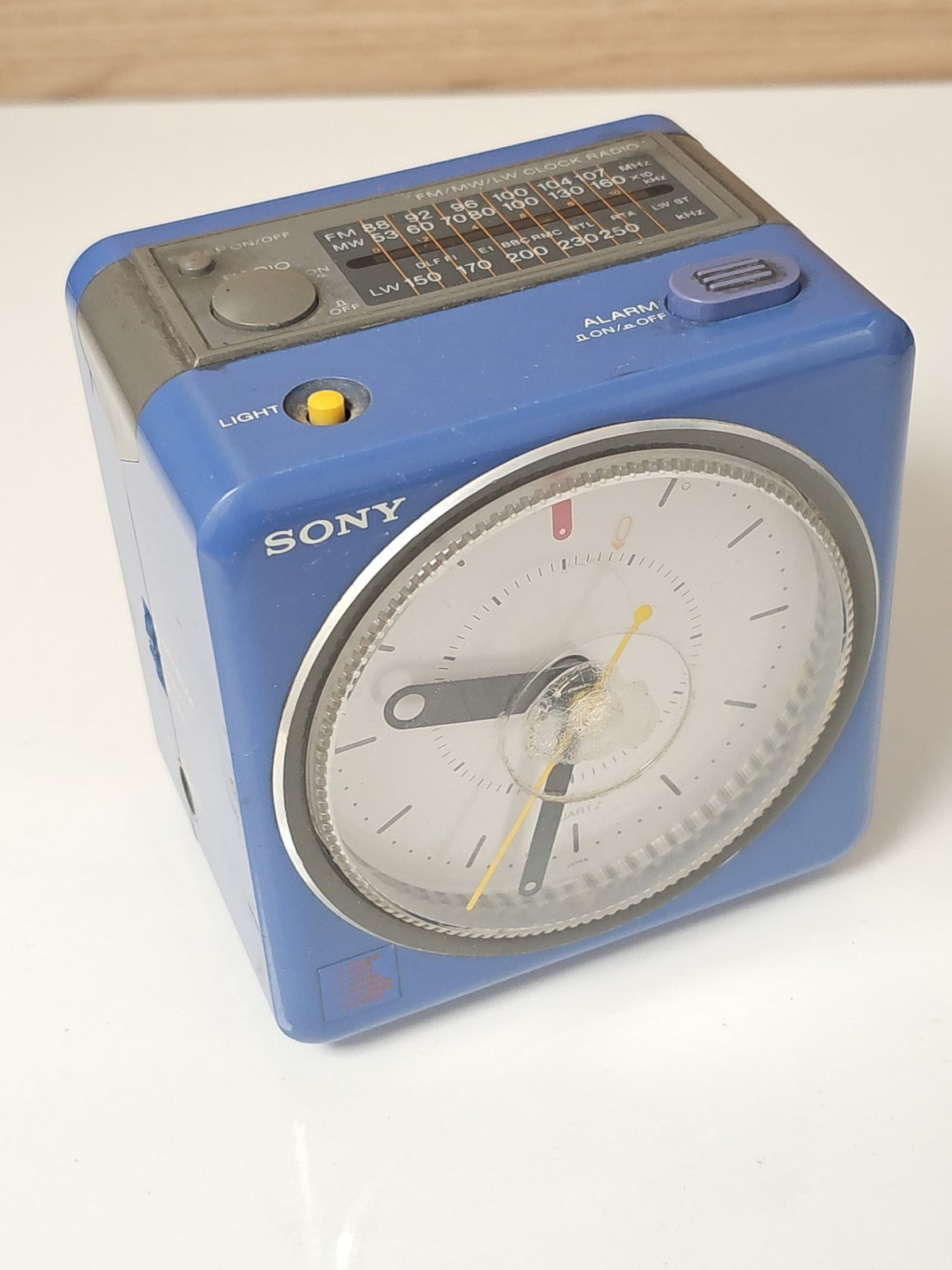Radio réveil Sony ICF-A15L vintage ancien rétro collection radio-réveil années 8