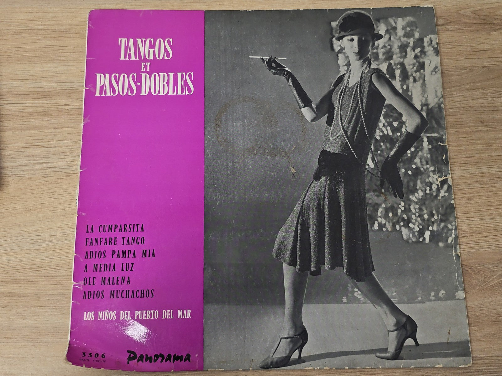 Vinyle 33 tours ancien rétro ? Tangos et Pasos dobles, disque vintage collection