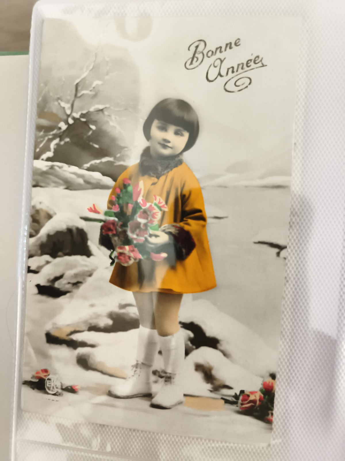 Carte postale ancienne Bonne Année fillette hiver colorisée CPA rétro