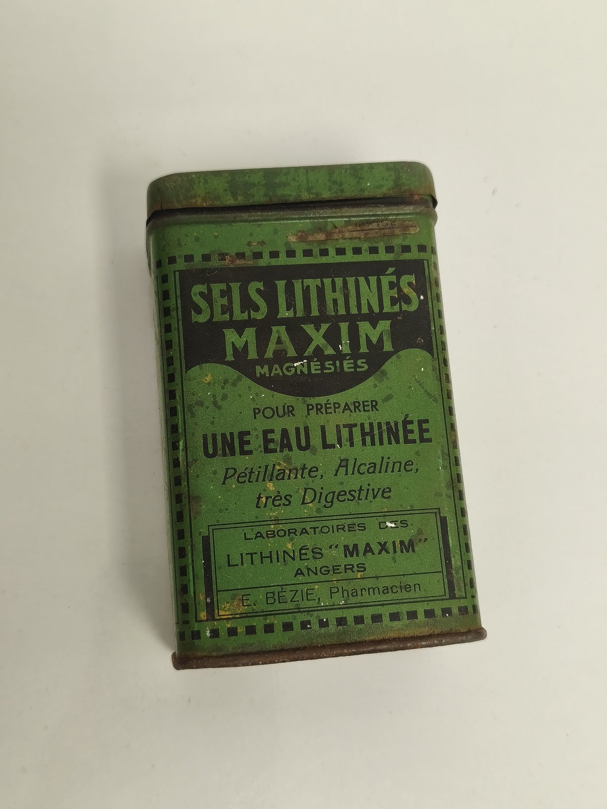 Boîte publicitaire ancienne Sels Lithinés Maxim Angers déco vintage pharmacie