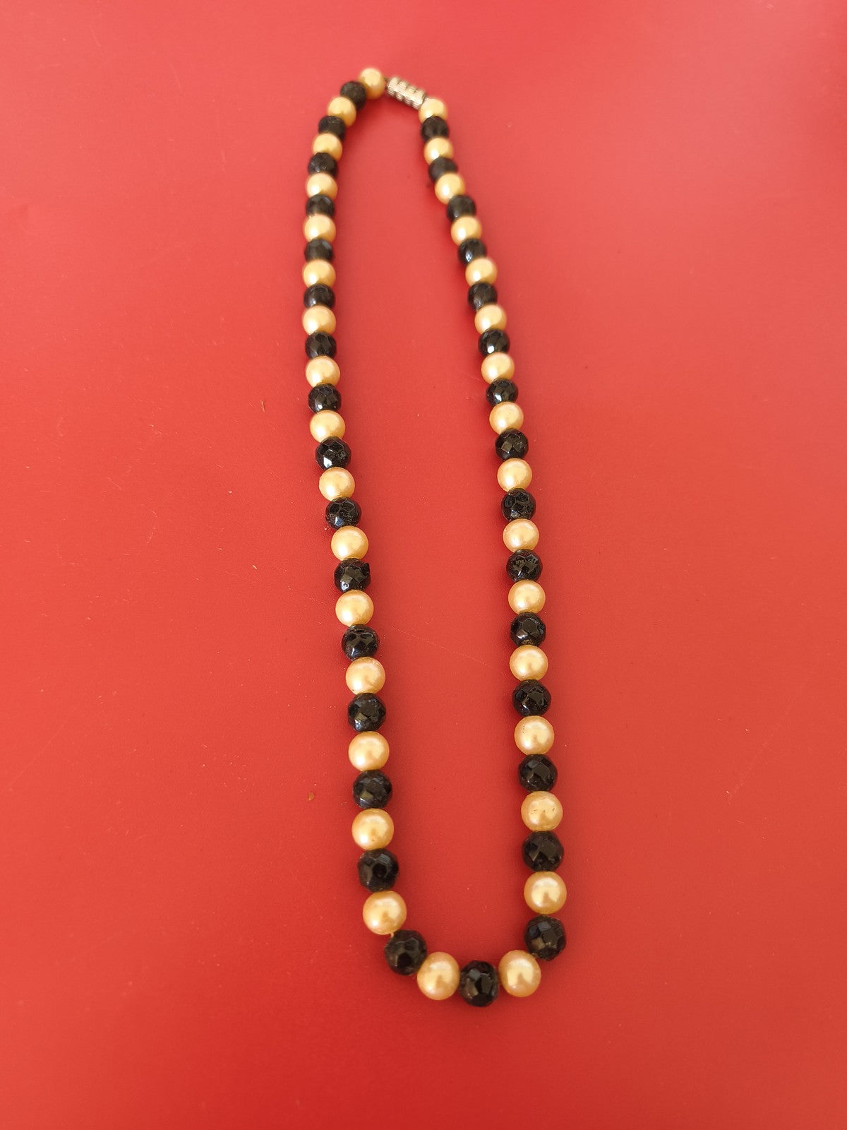Collier vintage perles anciennes rétro, bijou d?époque pour collection ou cadeau