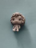 Figurine Funko Pop style chibi cheveux bouclés neutre Dragon Ball Z