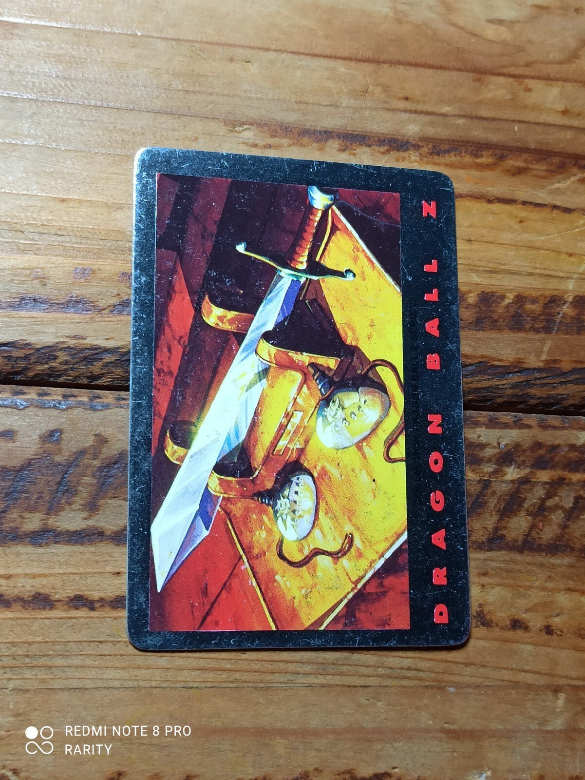 Cartes Dragon Ball Z vintage série 1 ? rare, illustration épée, état usagé