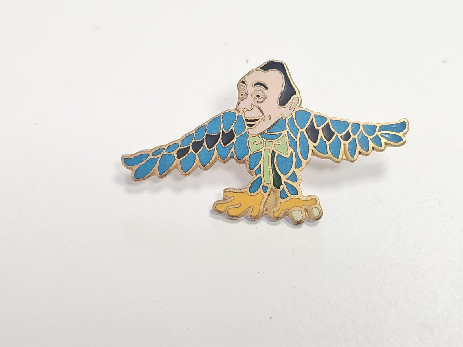 Pin's rétro politique ancien Bébête Show collection années 80 humour TV rare