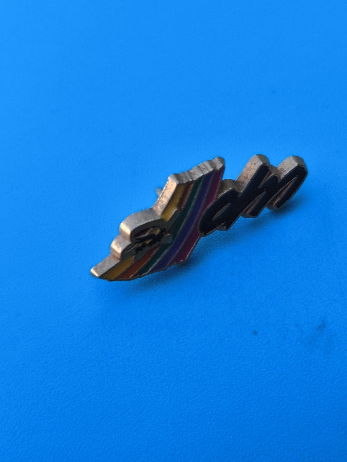 Vintage pin's Etam arc-en-ciel, collection publicitaire rétro années 80-90