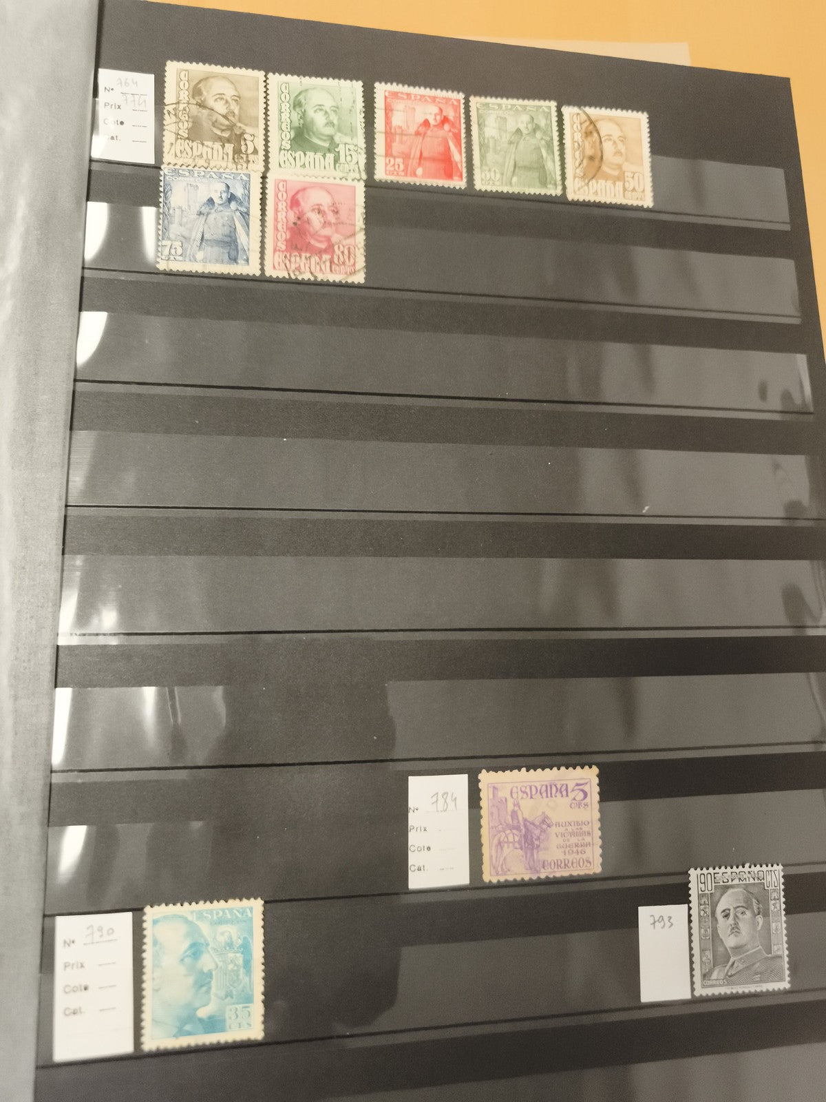 Timbres Espagne Correos anciens profils Franco lot x10 philatélie Espagne