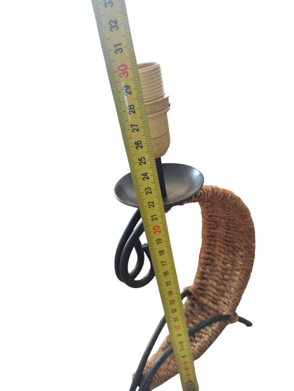 Lampe vintage métal et rotin style industriel courbé rétro déco loft