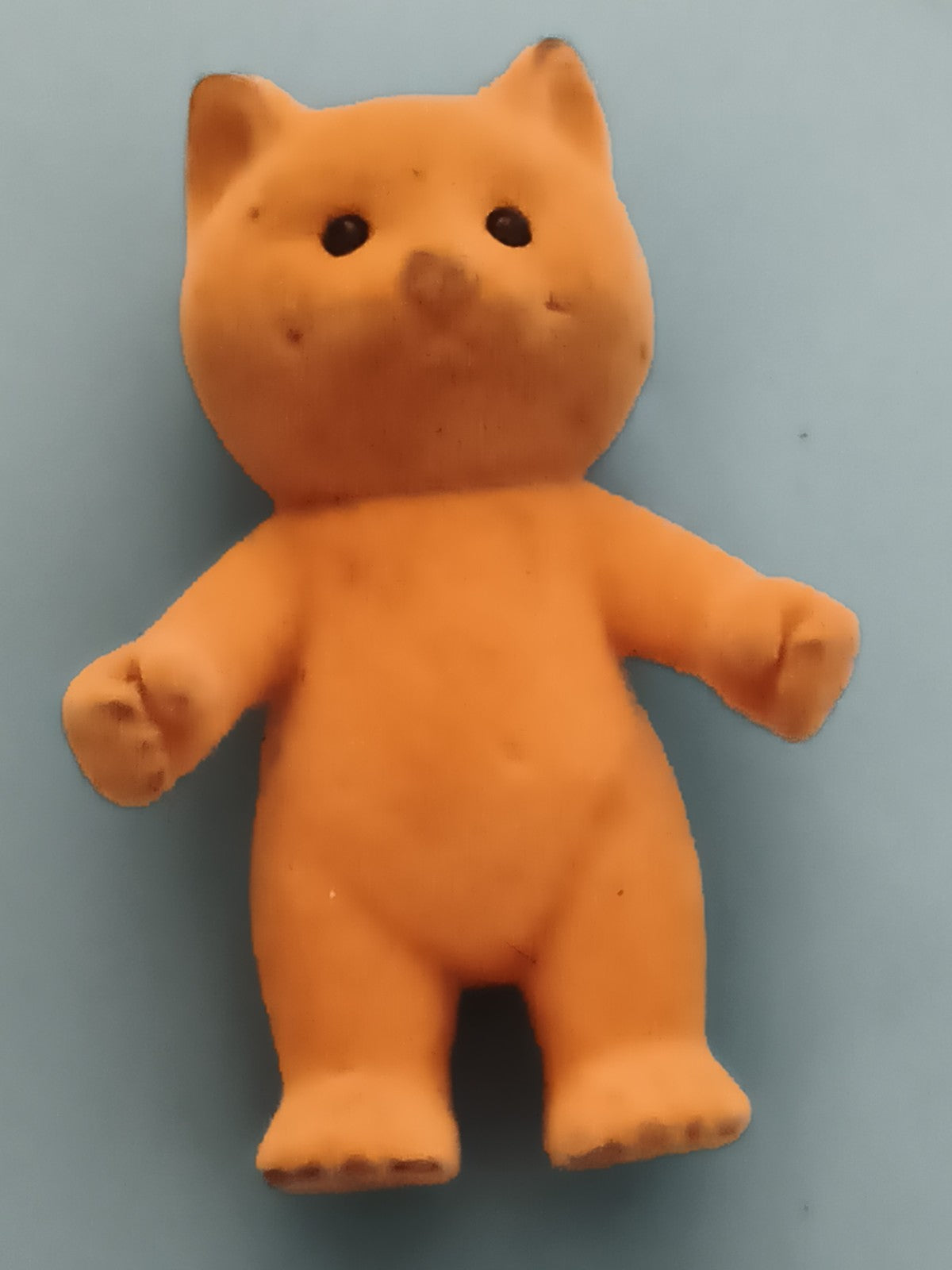 Figurine chat Sylvanian, pelage aspect velours, animal miniature