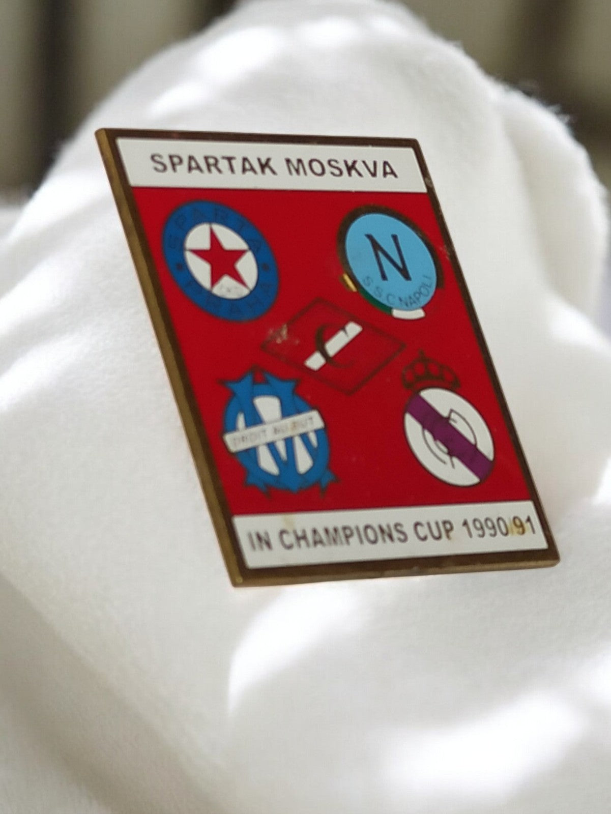 Pin's vintage Olympique de Marseille OM 1990/91 badge football Spartak Moscou