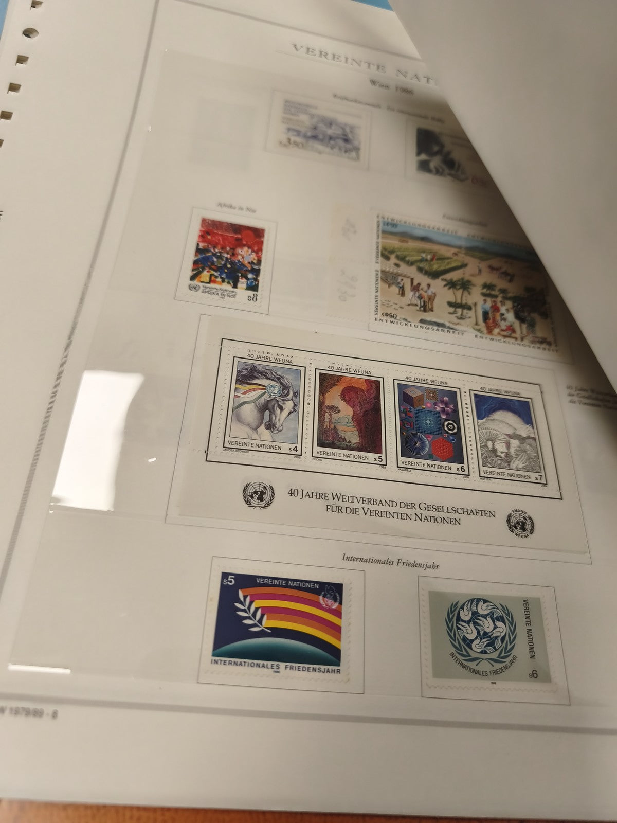 Classeur timbres VEREINTE NATIONEN Wien Marini King couverture marron
