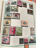 Timbres San Marino thématiques sport, animaux, véhicules, lot philatélie