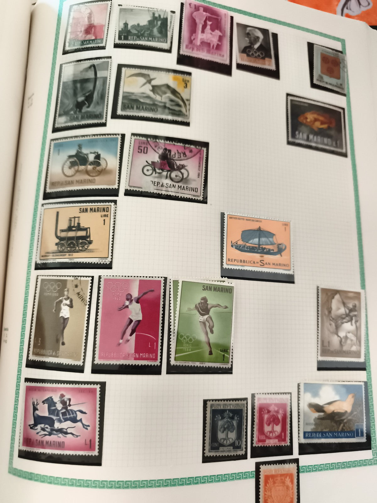 Timbres San Marino thématiques sport, animaux, véhicules, lot philatélie