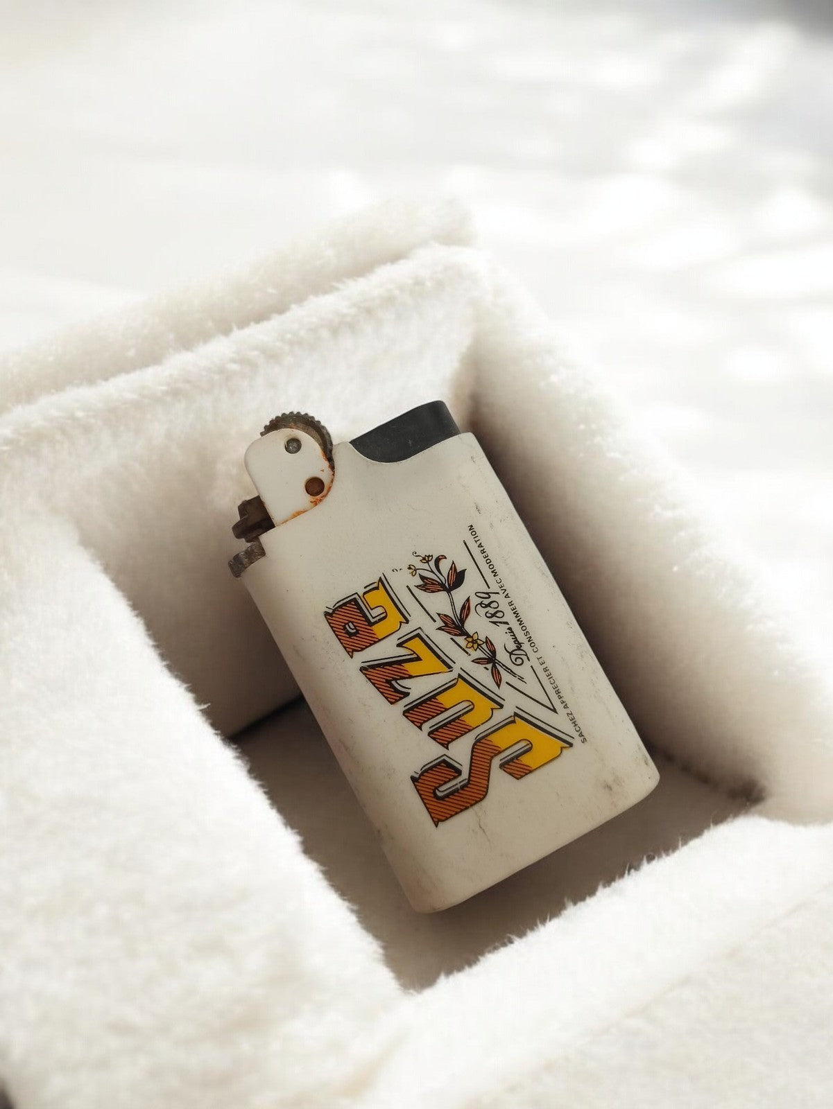 Briquet vintage publicitaire Suze ancien rétro blanc logo spiritueux