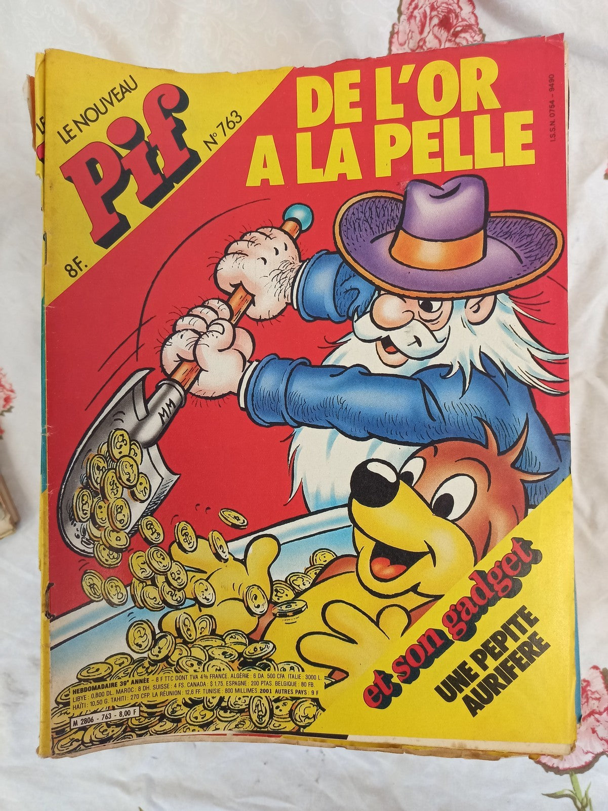 Magazine Pif n°763 vintage années 80 BD ancien rétro gadget or couverture couleu