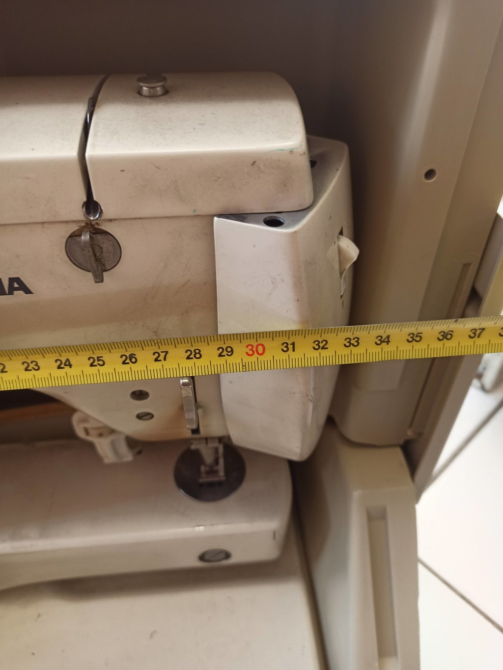 Machine à coudre Bernina vintage avec valise et guide, à restaurer, ancien modèl