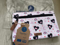 Pochette avant Cabaia motif coeurs yeux, accessoire sac, neuve 24 cm