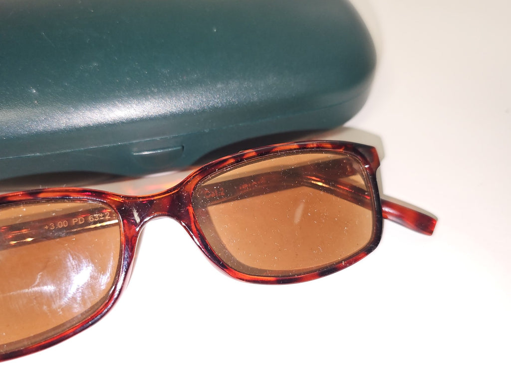Paire de lunettes de vue Auriol bakélite monture optique rétro élégante