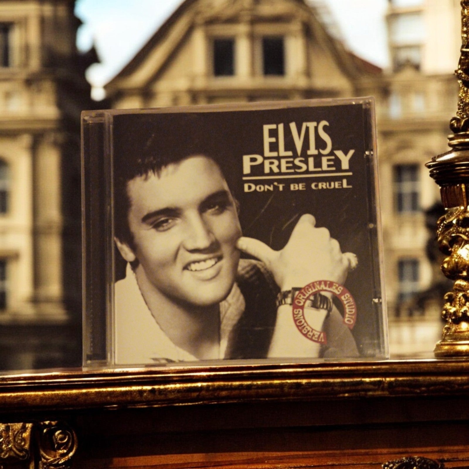 CD Elvis Presley "Don't Be Cruel" vintage, compilation classique, pochette photo