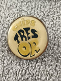Pin's vintage Chips Trèsor rond jaune publicitaire rétro (Ref 8)