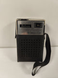 Radio de poche rétro Belson six transistors ancien, collection vintage portable