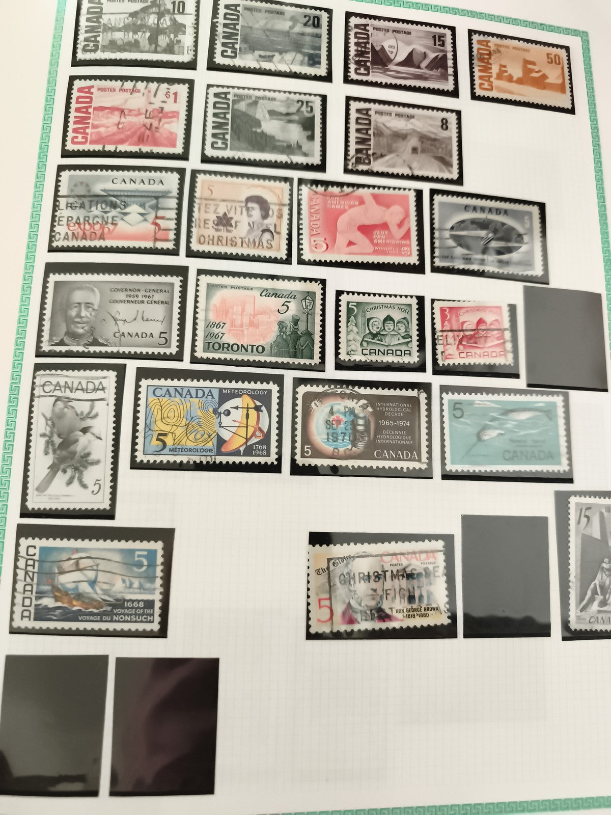 Timbres poste Canada lot oblitérés thématiques histoire faune Noël philatélie