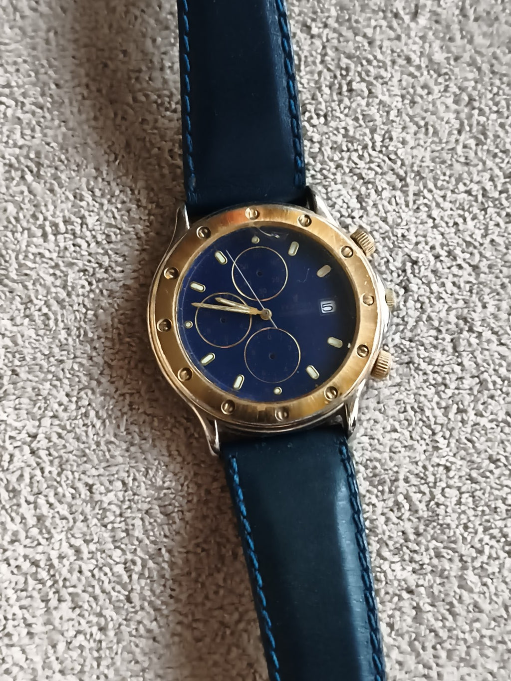 Montre homme vintage cadran bleu doré à restaurer, bracelet bleu, rétro