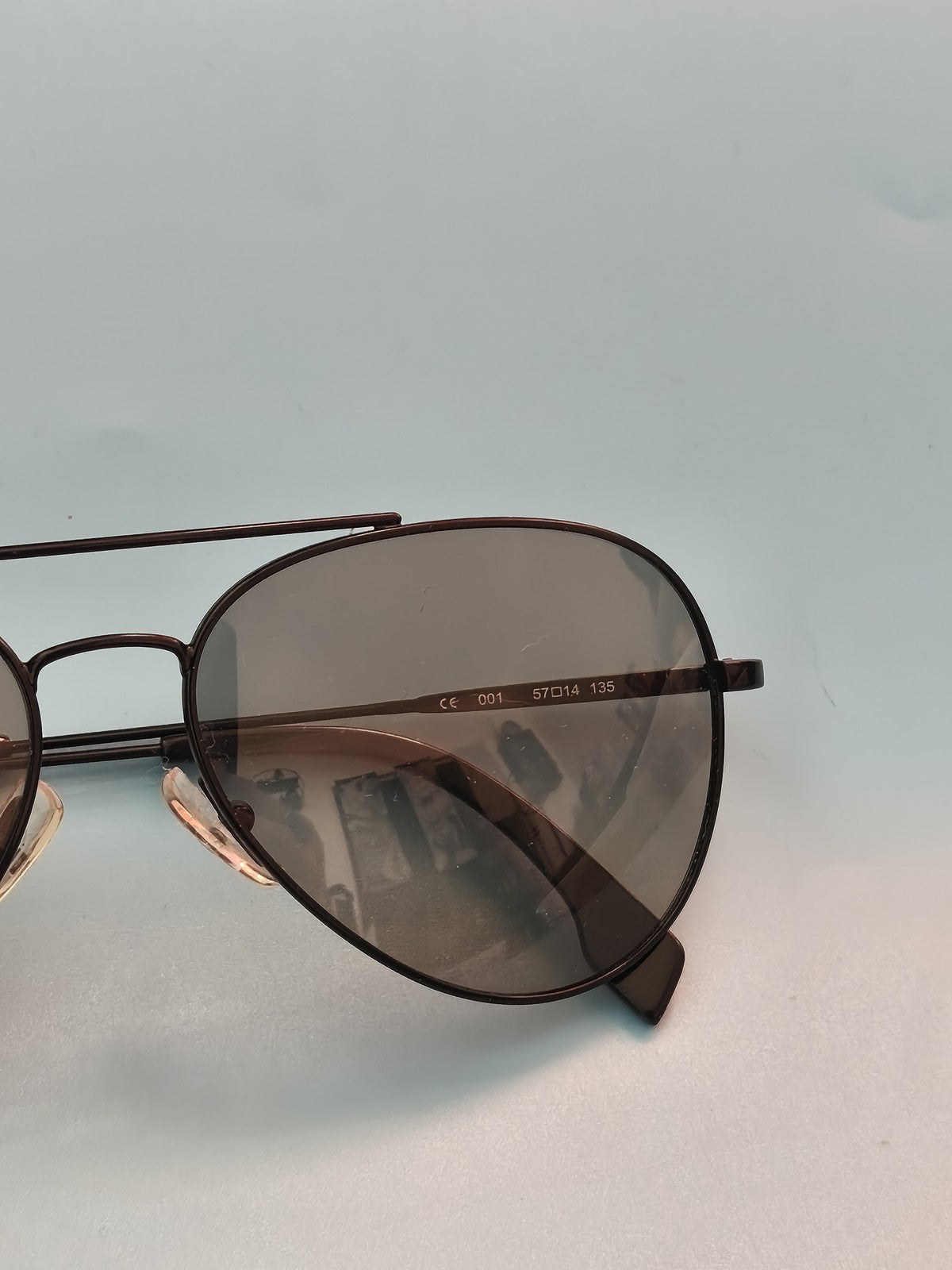 Paire de lunettes de soleil Kiss Kill, monture tendance, accessoire mode unisexe