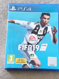 Jeu PS4 FIFA 19 PlayStation EA Sports football Cristiano Ronaldo