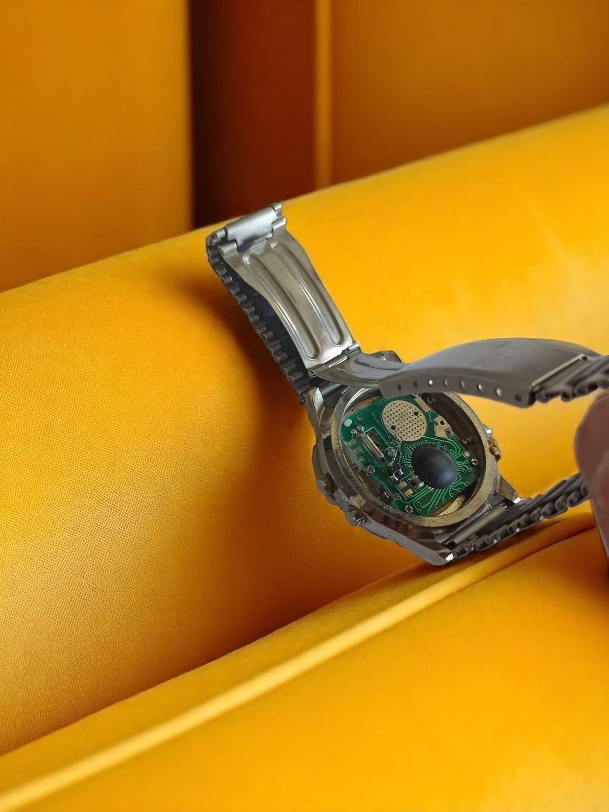 Montre homme vintage Geneva quartz rétro, cadran bleu, bracelet bicolore