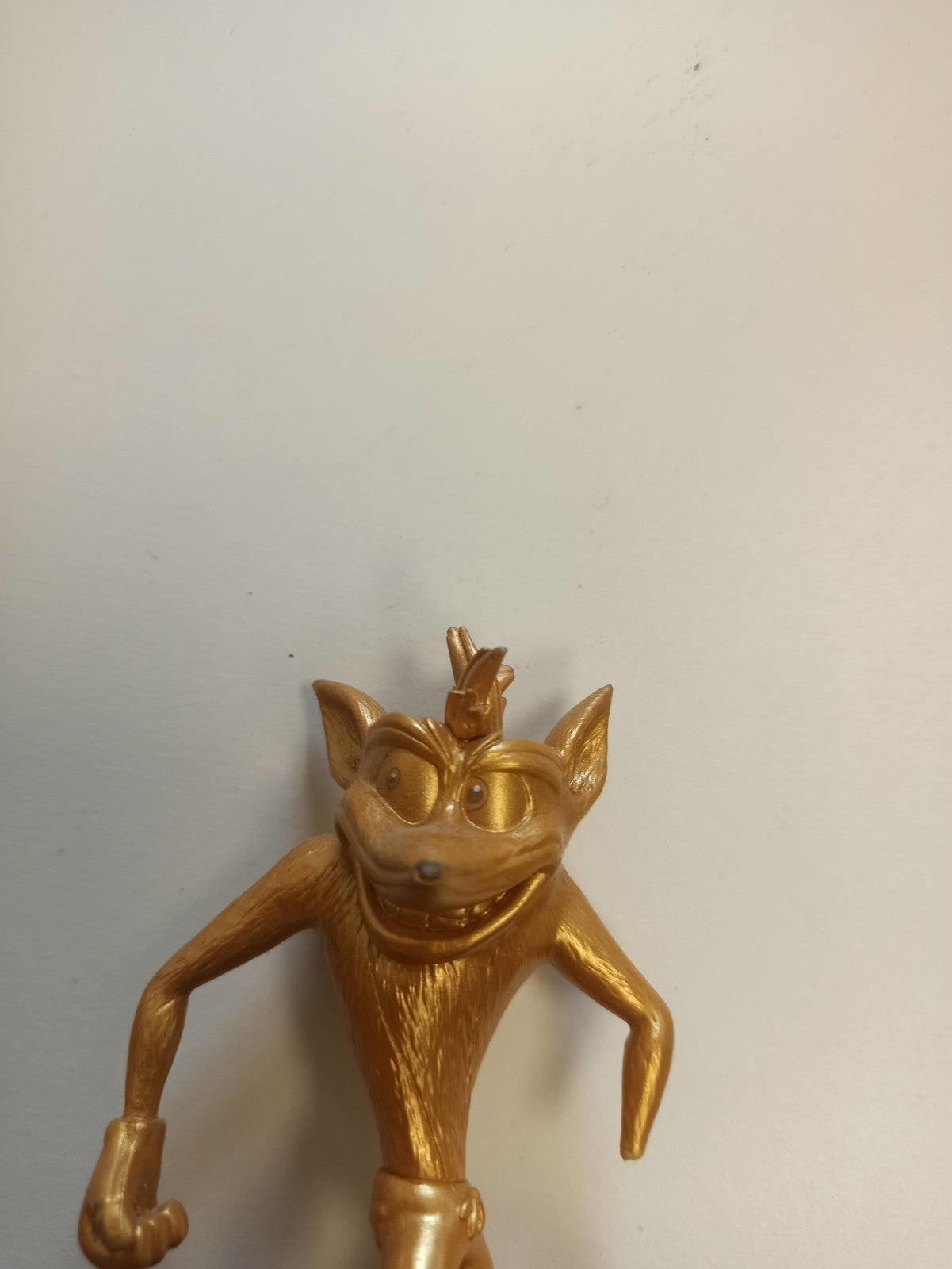 Figurine Crash Bandicoot dorée Totaku #29 rétro, statuette vintage jeu vidéo