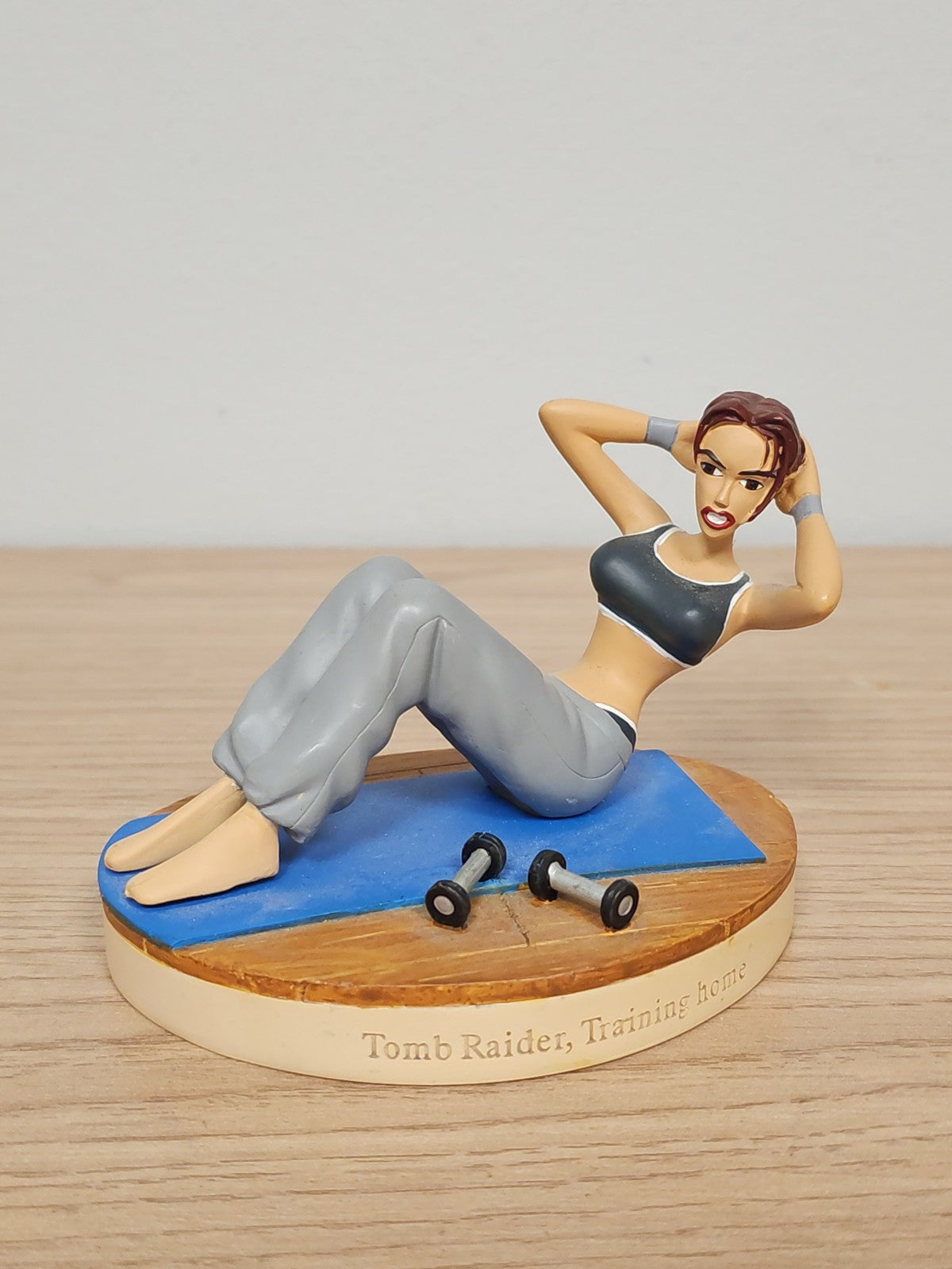 Figurine Tomb Raider Legend Lara Croft Training Home Atlas Jeu Vidéo Décor