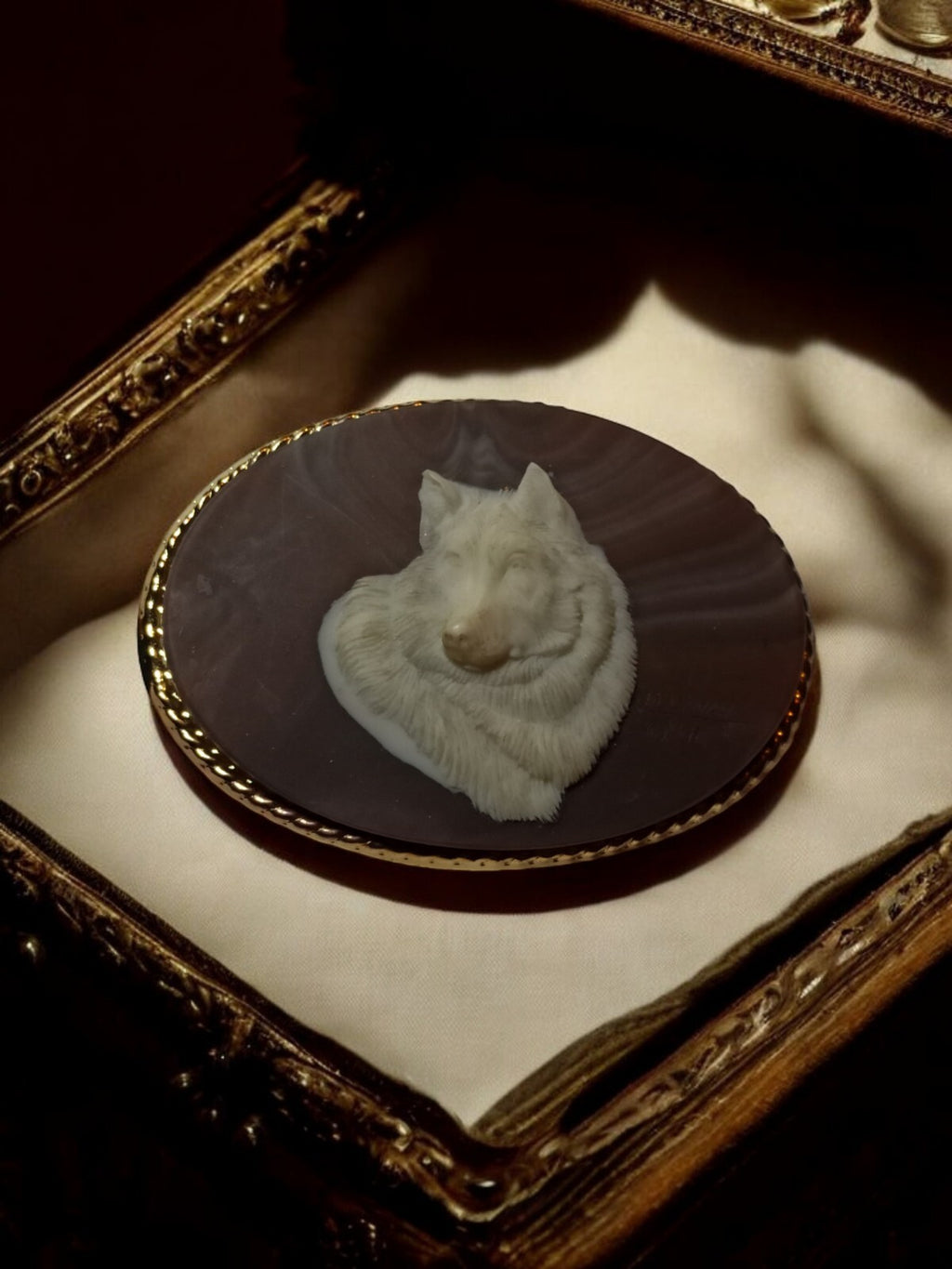 Boucle de ceinture Incolay Stone loup blanc camée, artisanat décor animalier