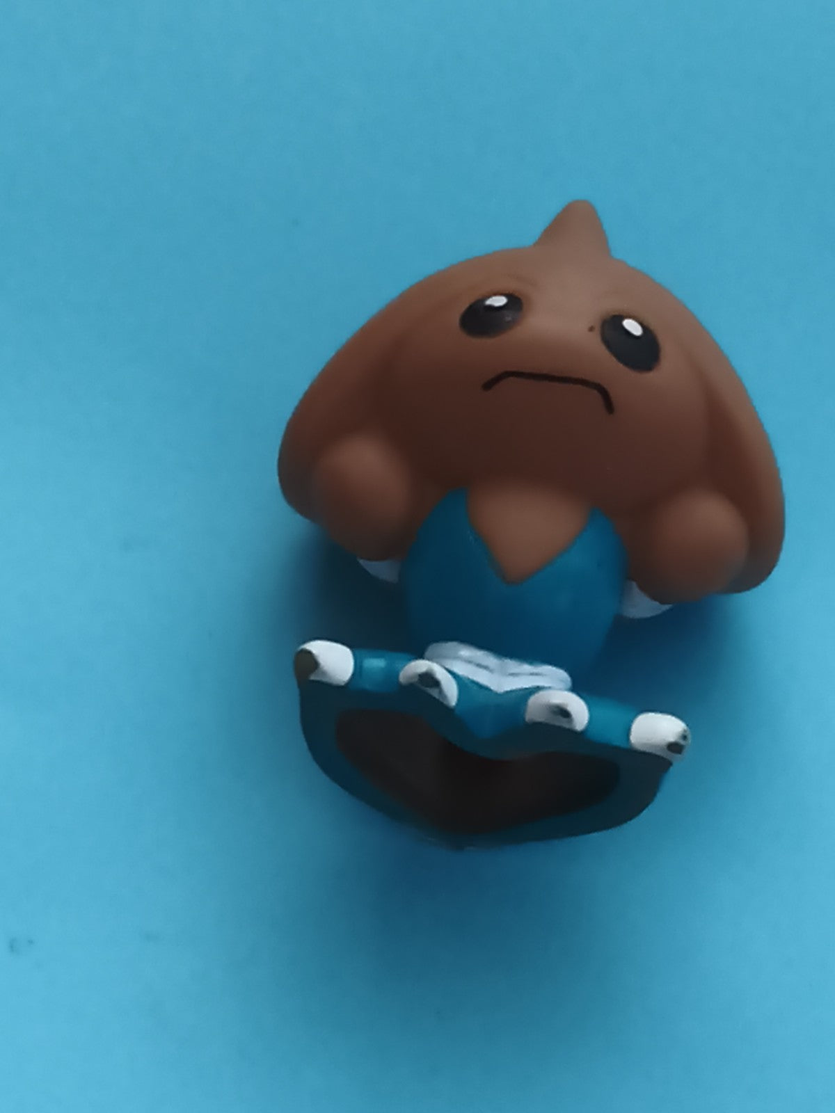 Marionnette doigt Pokémon Hitmontop figurine jouet bleu marron finger puppet