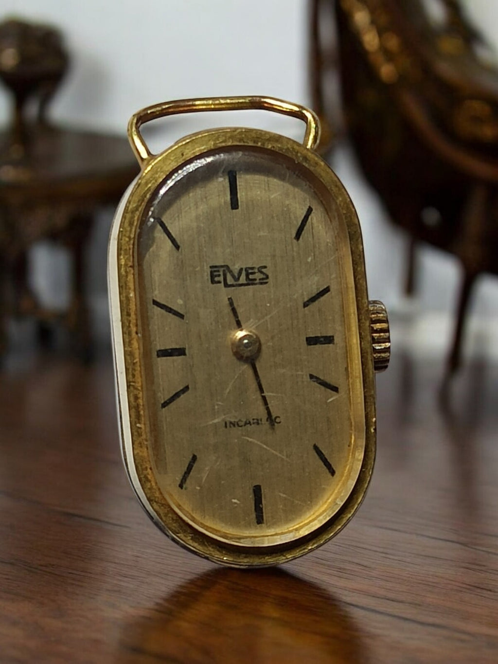 Montre de voyage vintage ELVES ovale dorée mécanique ancienne réveil Incabloc