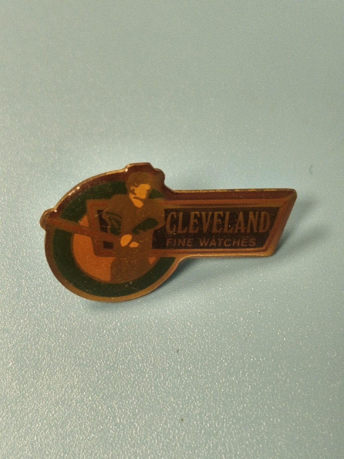 Pin's vintage Cleveland Fine Watches publicitaire collection ref 10