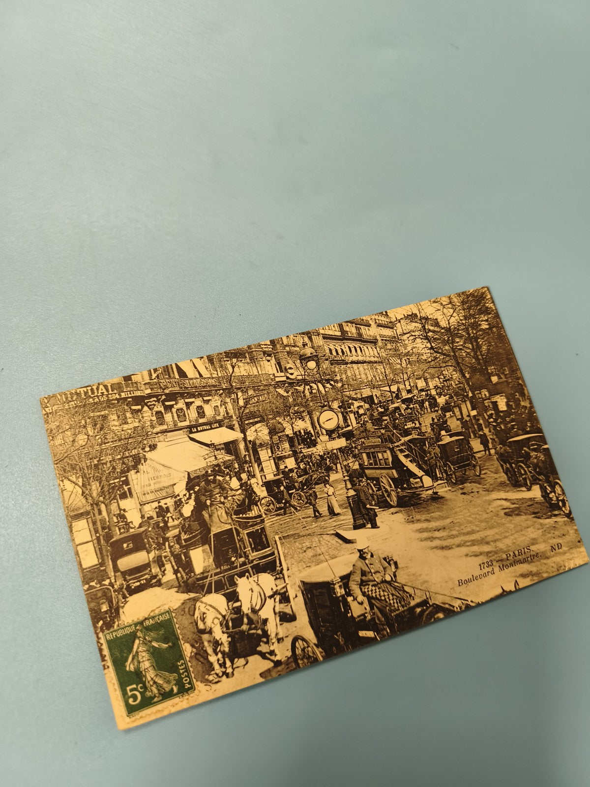 Ancienne carte postale animée Paris Boulevard Montmartre chevaux vintage