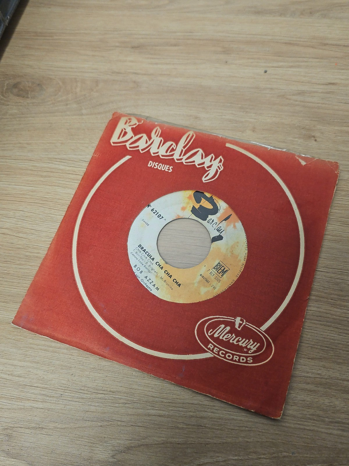 Vintage disque vinyle 45 tours Barclay ancien collection rétro musique française
