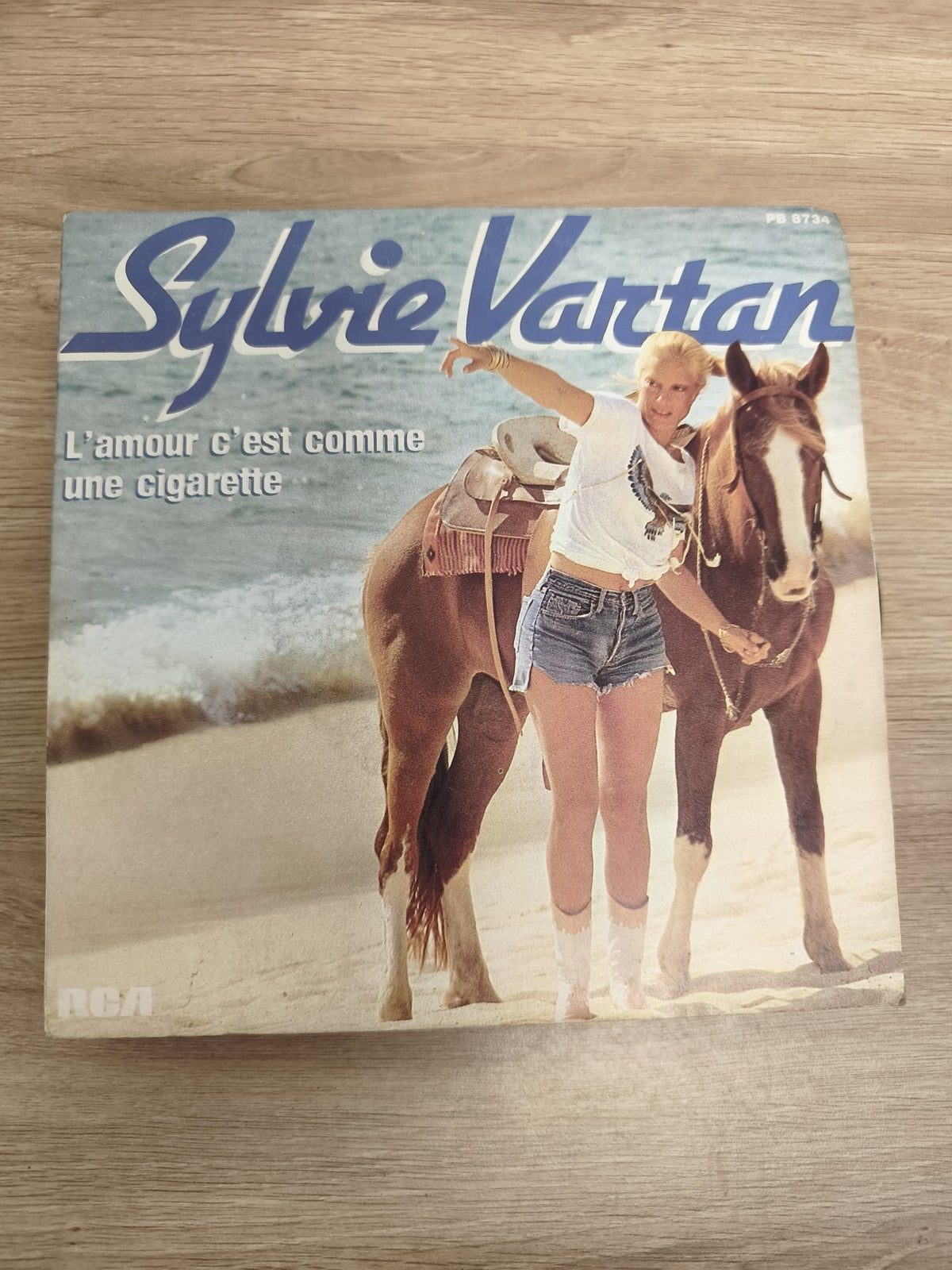 Vinyle 45 tours Sylvie Vartan L'amour c'est comme une cigarette pochette plage c