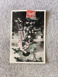 Carte postale illustrée CPA "Mille bons baisers" timbre rouge
